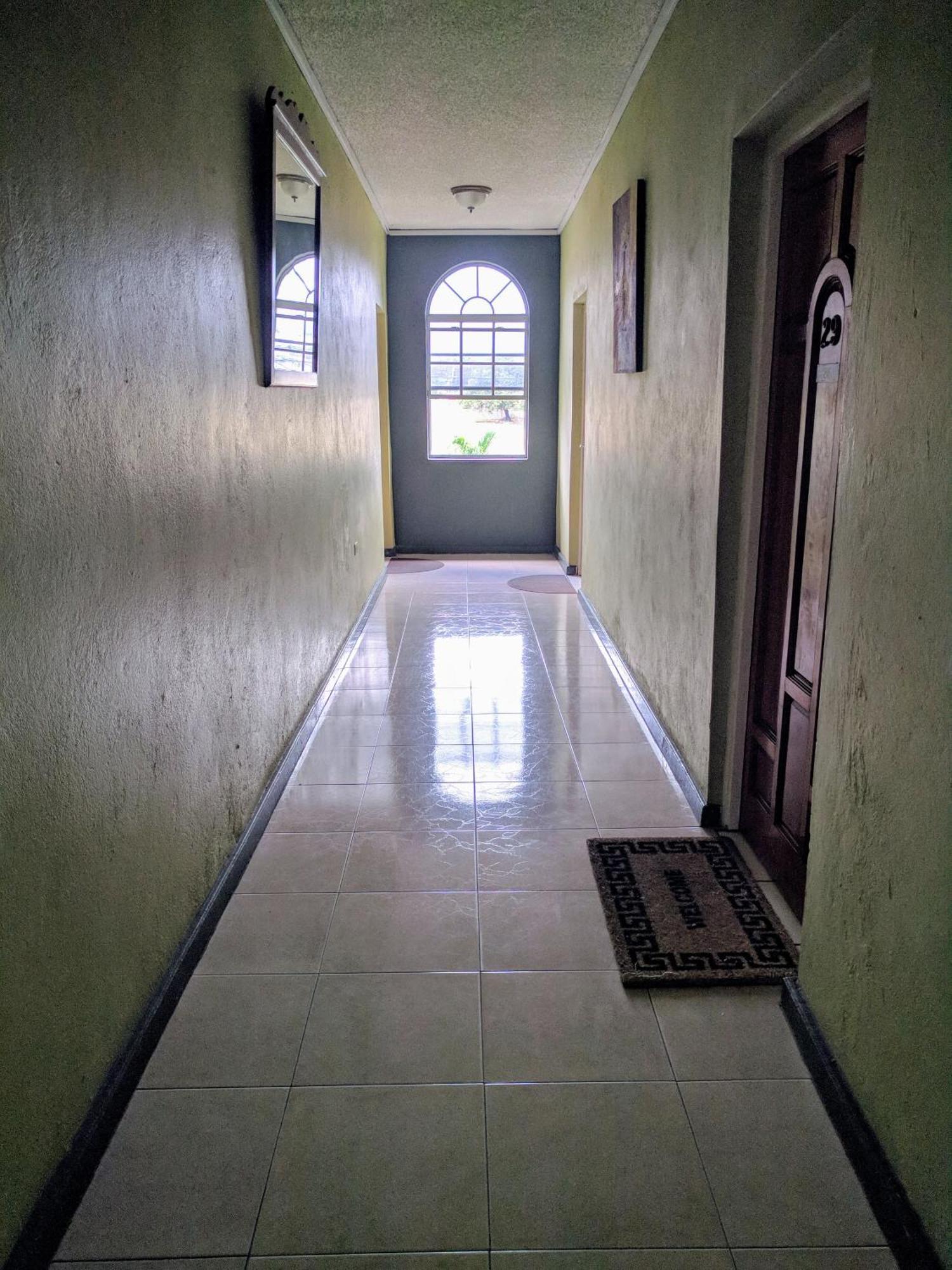 Christar Villas Hotel คิงส์ตัน ภายนอก รูปภาพ